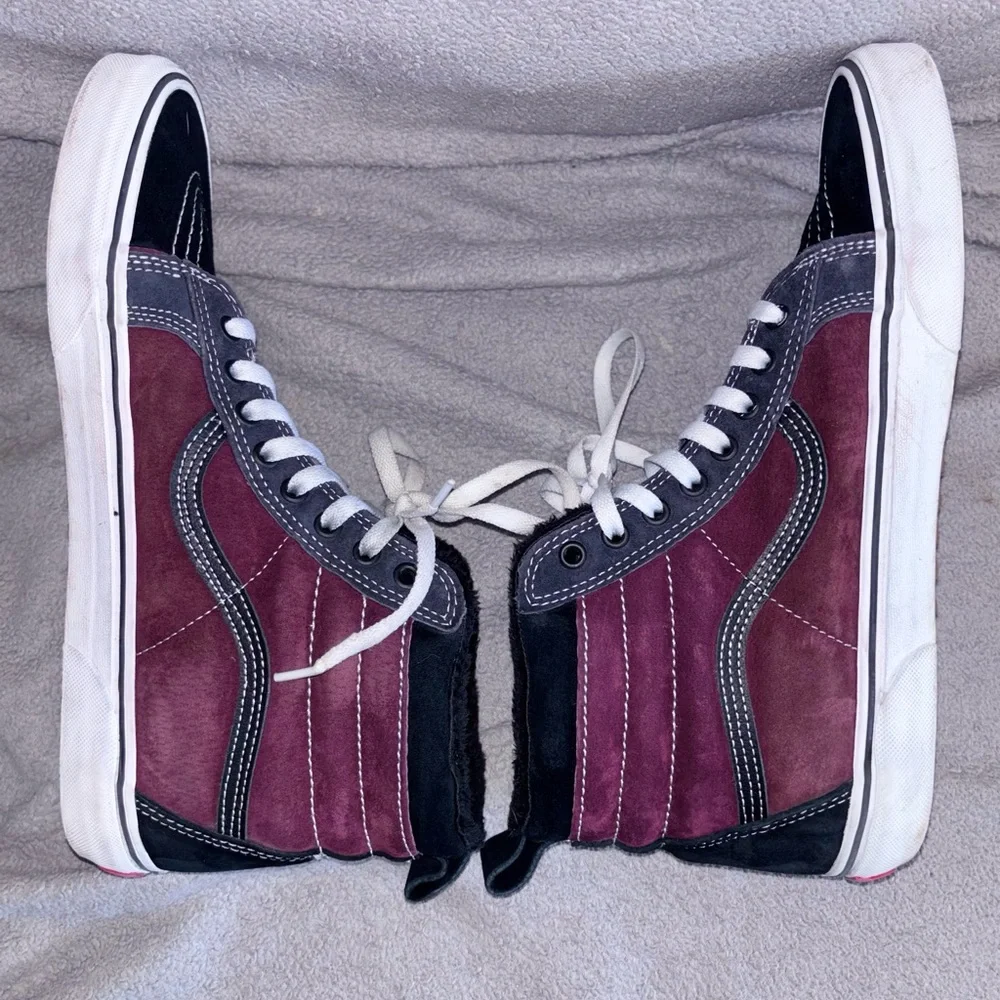 VANS Off The Wall Men’s 11.5 Wine Red Black High Top Eco Dry Heiq DuPont Sneaker